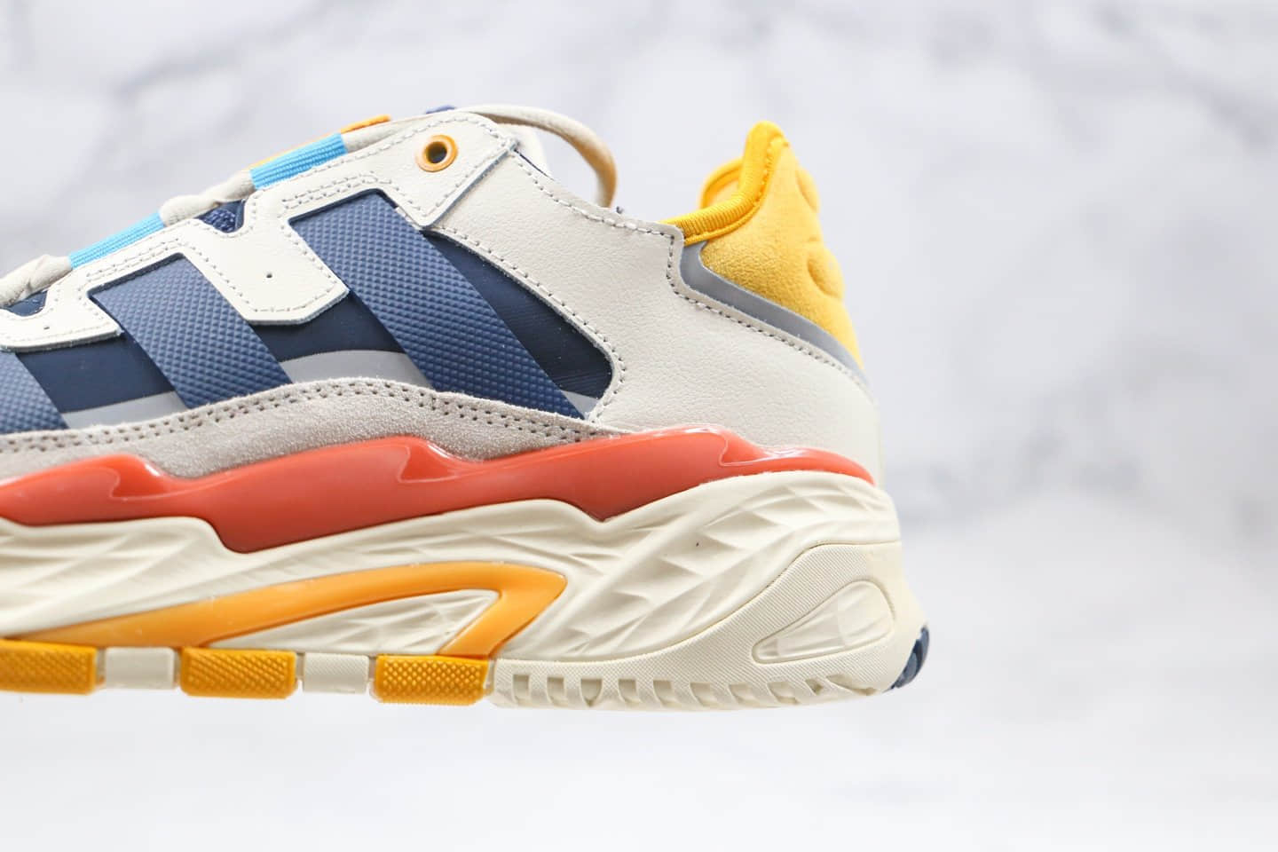 阿迪达斯adidas Originals Niteball纯原版本复古老爹鞋街球系列米白黄黑蓝色原盒原标原楦头纸板打造 货号：FV4842