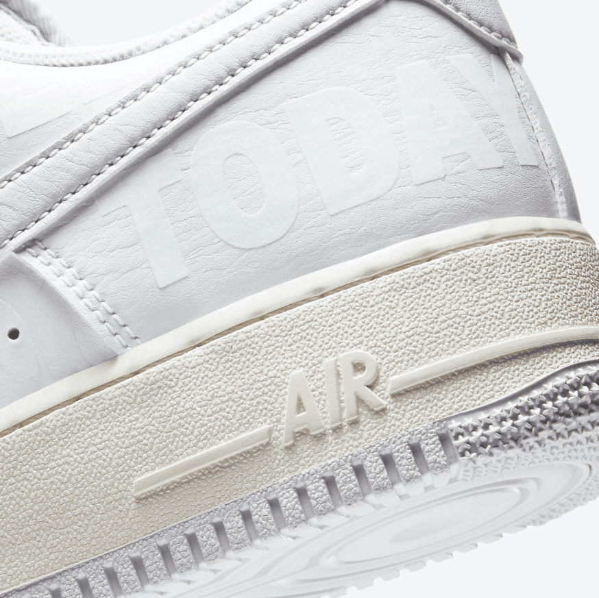 鞋面暗纹+键盘按键鞋带扣！全新AF1“1-800”惊艳亮相！ 货号：CJ1631-100