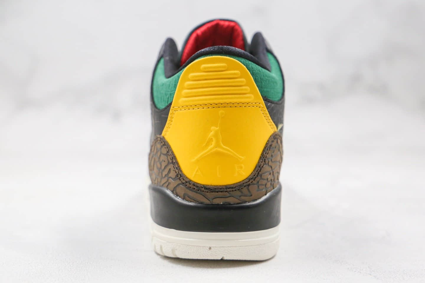 乔丹Air Jordan 3 SE Animal Instinct 2.0纯原版本鳄鱼蛇纹动物园猛禽主题AJ3爆裂纹篮球鞋正确鞋面材质 货号：CV3583-003
