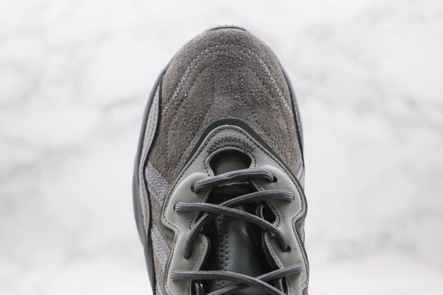 阿迪达斯adidas Originals Ozweego公司级版本简版椰子水管老爹鞋深灰色原纸版开发 货号:EG0547