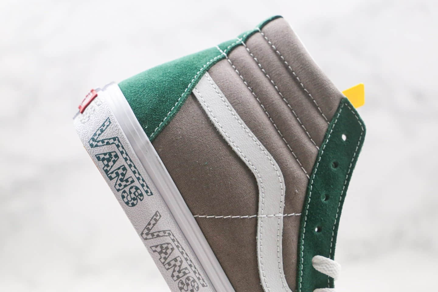 万斯Vans SK8-Hi公司级版本小红书爆款高帮硫化板鞋侧边字母印花灰绿色工艺硫化一比一 货号:VN0A4BV6X0P