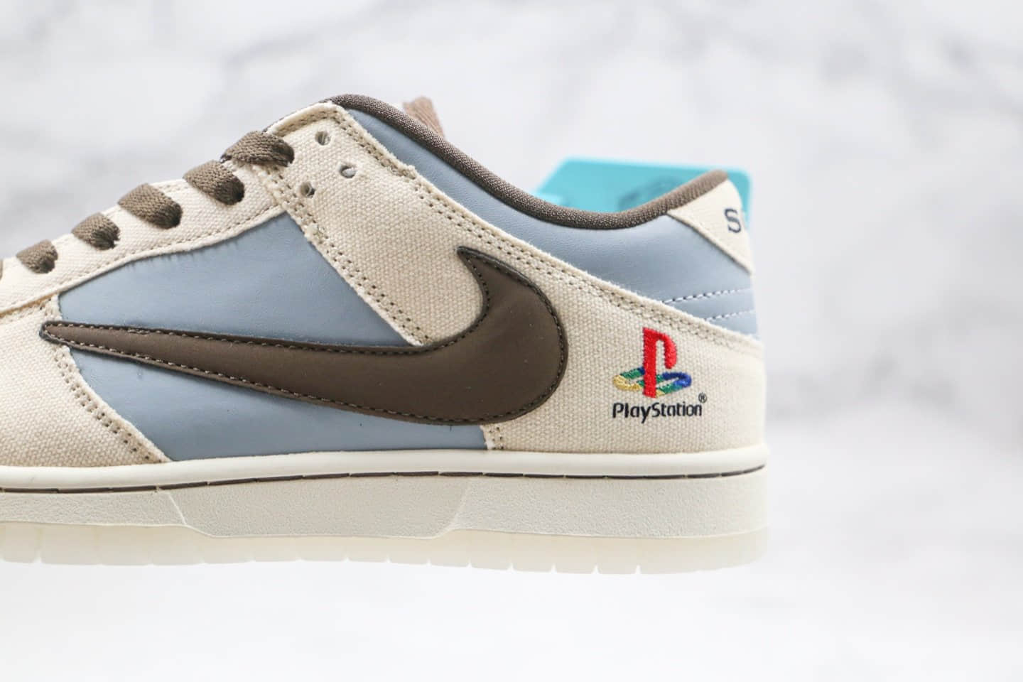 耐克Nike Dunk SB Low playstation纯原版本客制款索尼联名款低帮sb倒钩dunk米白蓝色板鞋原档案数据开发 货号：BQ6817-101