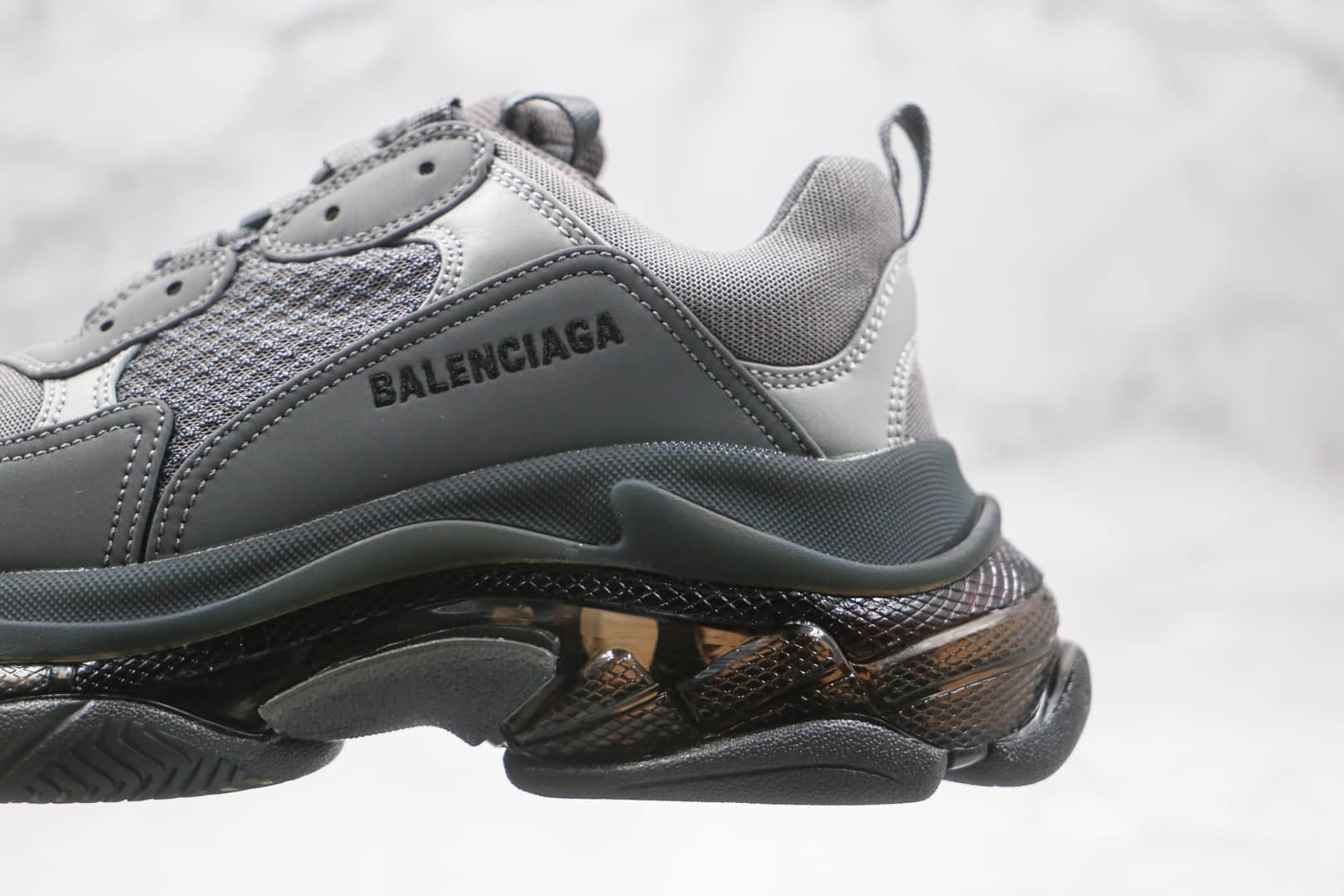 巴黎世家Balenciaga Triple S纯原版本复古气垫灰色老爹鞋原档案数据开发原盒原标