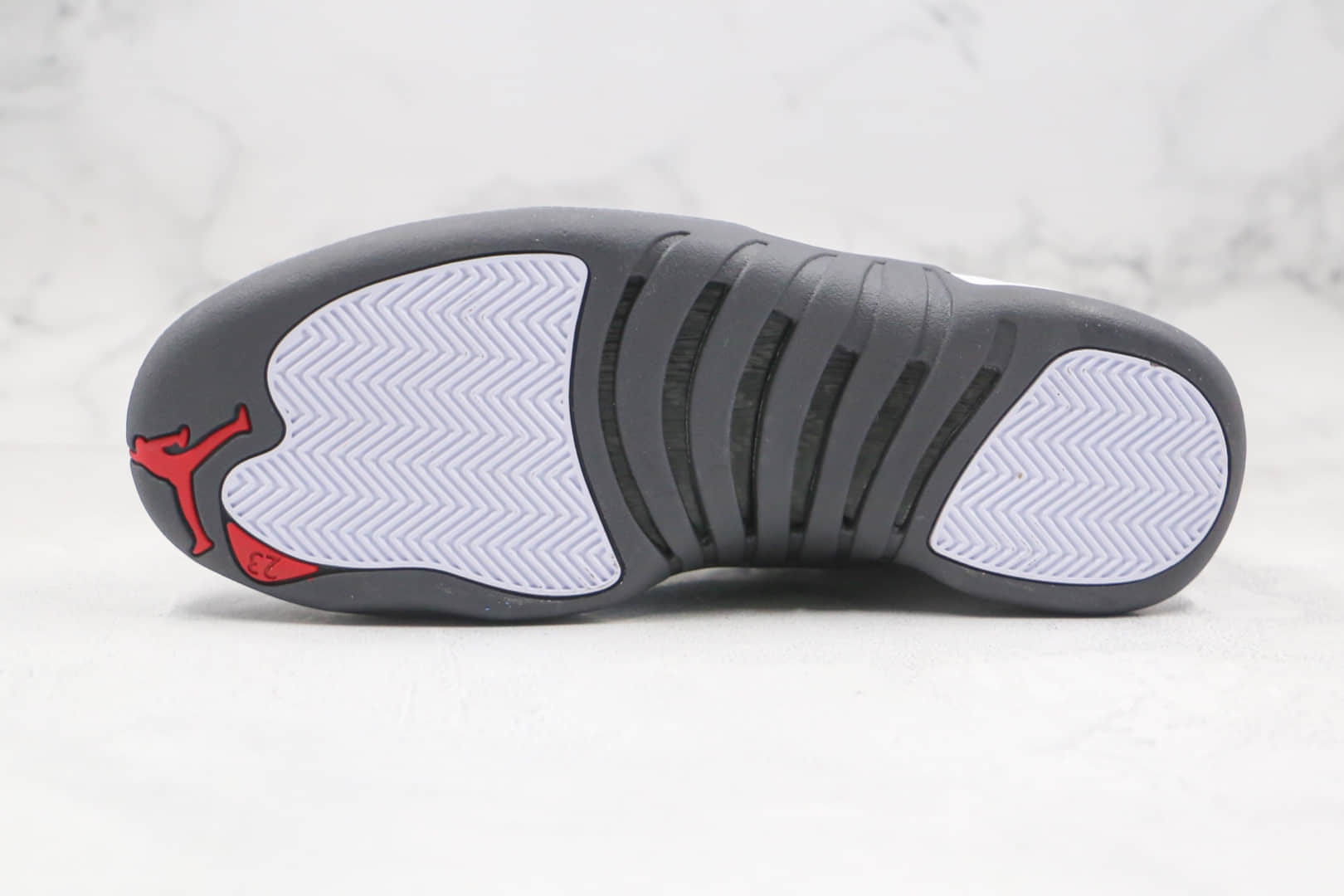 乔丹Air Jordan 12 Dark Grey纯原版本高帮AJ12白灰色篮球鞋内置碳板气垫支持实战 货号:130690-160