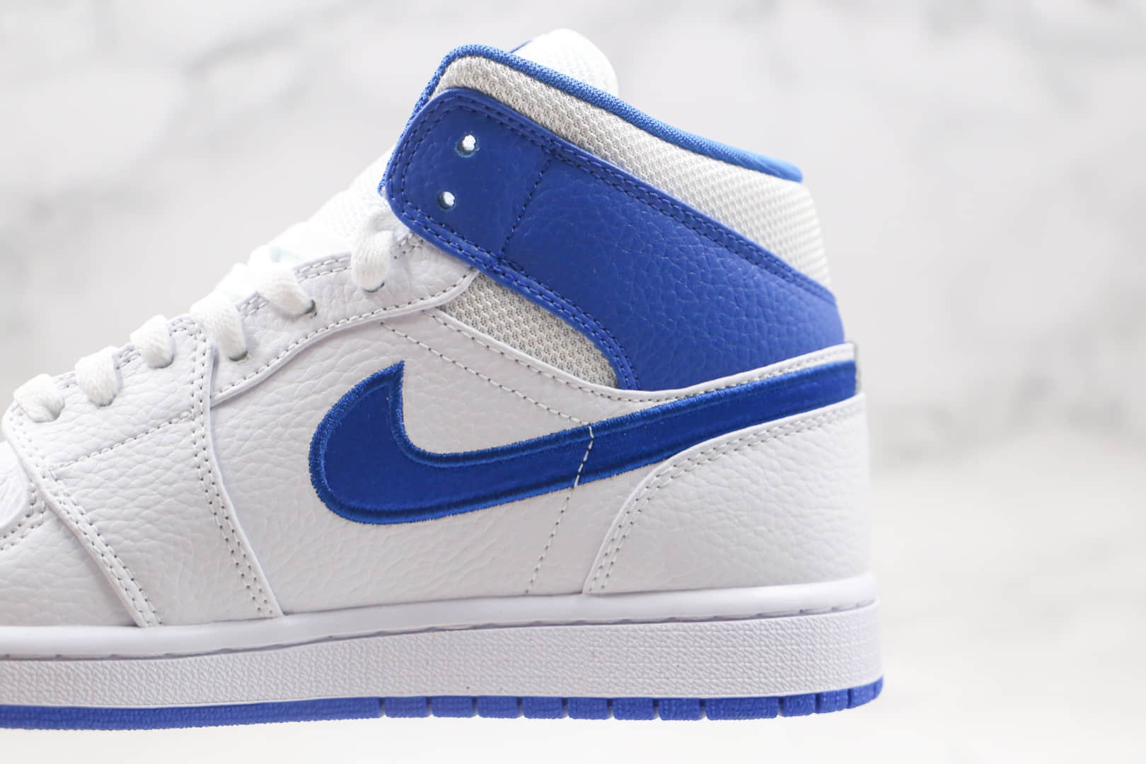乔丹Air Jordan 1 Mid GS纯原版本中帮AJ1鸳鸯85配色篮球鞋原鞋开模一比一打造 货号：DH0200-100