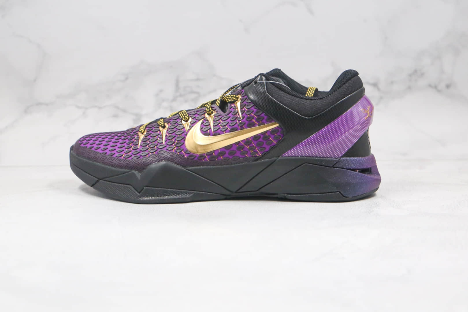 耐克Nike Kobe 8 System纯原版本科比8代紫金色篮球鞋内置气垫碳板支持实战 货号：511371-005
