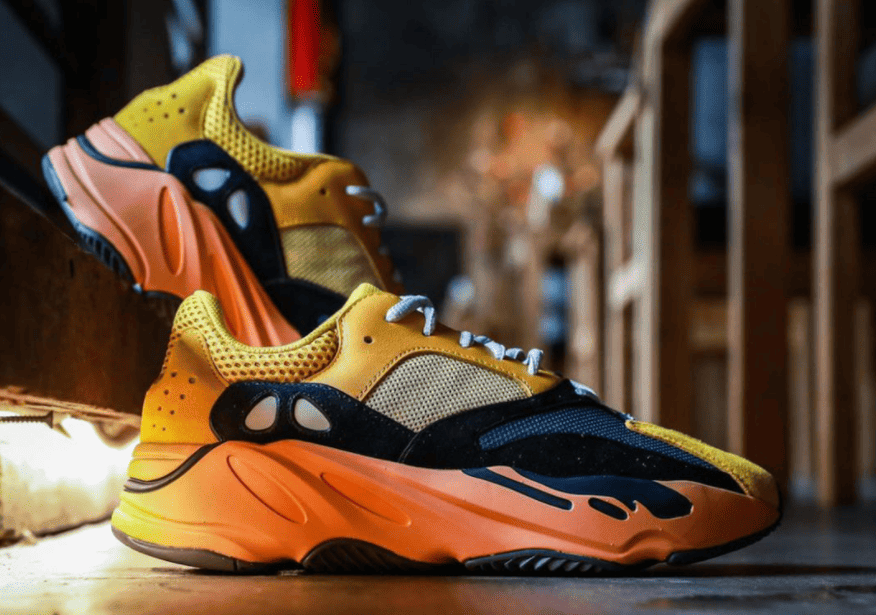 全新Yeezy 700太阳配色最新实物释出！1月23日发售！