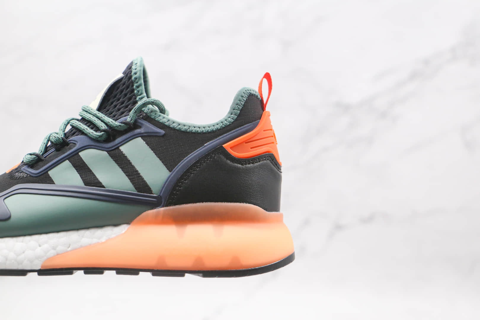 阿迪达斯Adidas ZX 2K BOOST纯原版本三叶草黑绿橙深蓝色爆米花跑鞋原厂BOOST大底 货号：FZ0218