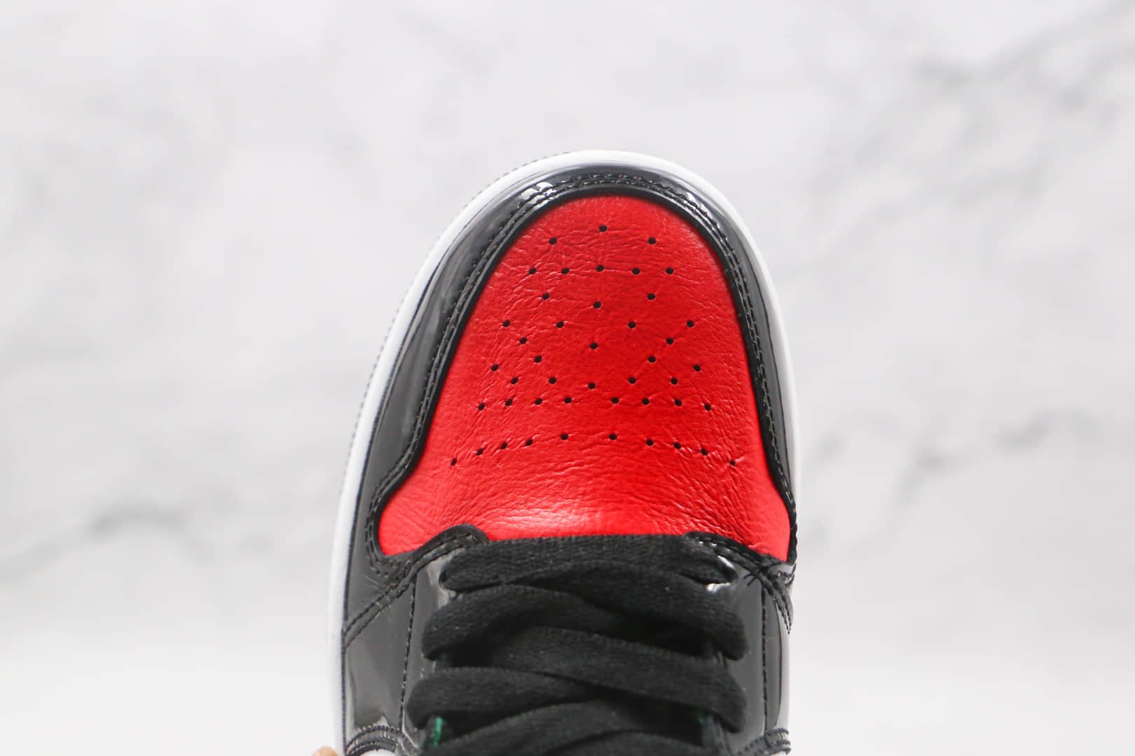 乔丹Air Jordan 1 Mid Multicolor纯原版本中帮AJ1彩色拼接篮球鞋正确后跟定型 货号：DB5454-001