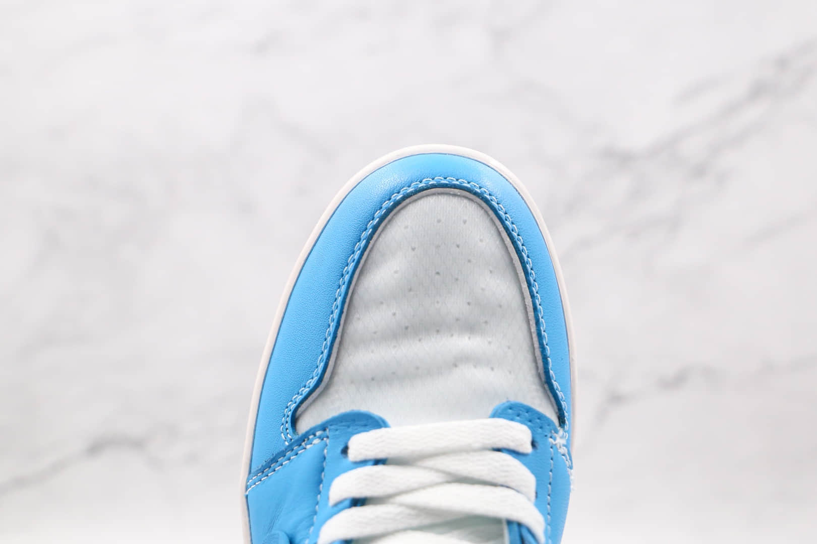 乔丹Air Jordan 1 x Off-White联名款纯原版本高帮AJ1白蓝色板鞋原盒原标 货号：AQ0818-148