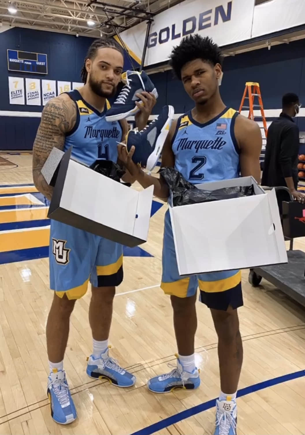 马奎特大学AJ5 PE首度曝光!有点抢眼!