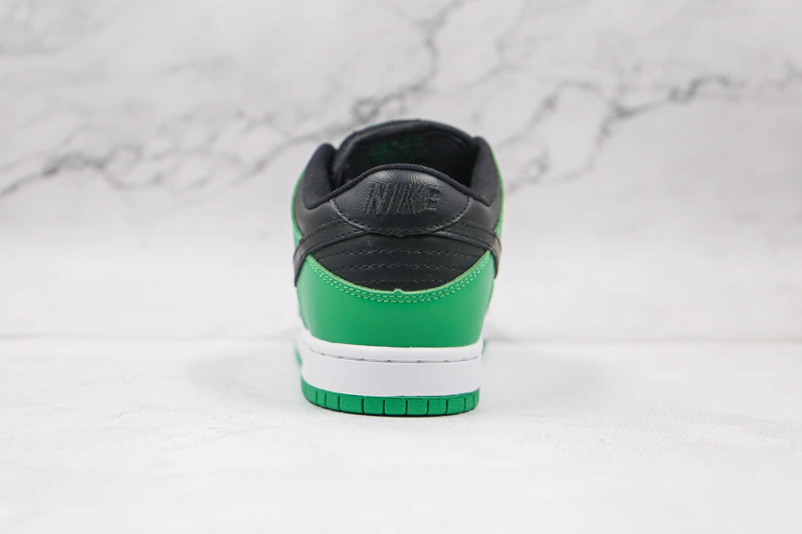 耐克Nike SB Dunk Low Court Purple纯原版本低帮SB DUNK白绿黑脚趾板鞋内置后掌Zoom气垫 货号：BQ6817-302