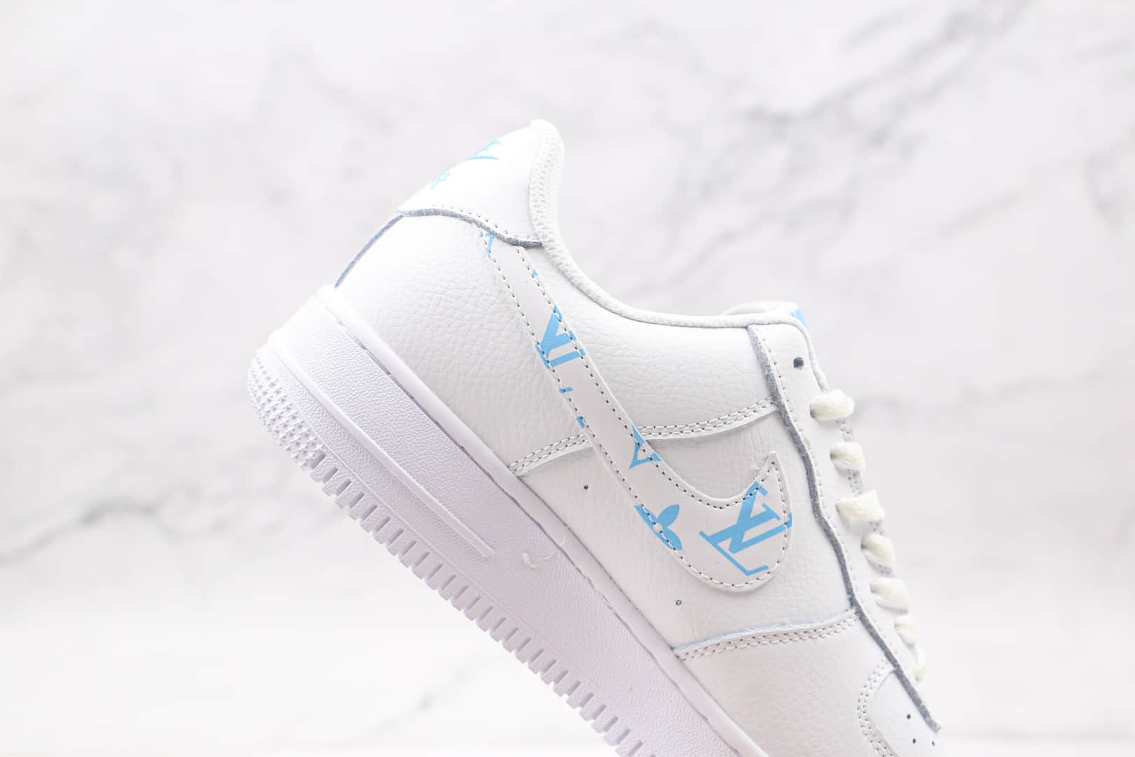 耐克Nike Air Force 1 UPSTEP纯原版本低帮空军一号LV勾白蓝色板鞋内置气垫 货号:AH0287-215