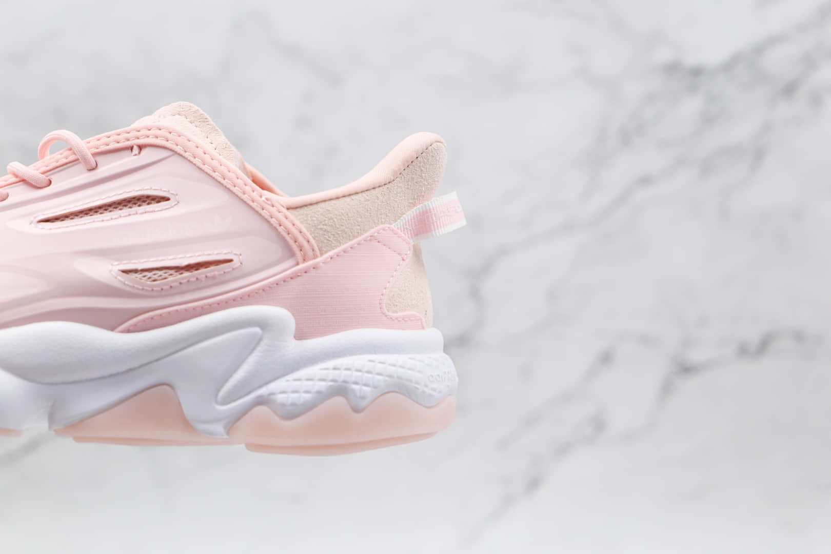 阿迪达斯Adidas original Ozweego Celox纯原版本水管二代皮面粉色复古老爹鞋原盒原标原楦头纸板打造 货号:G57967