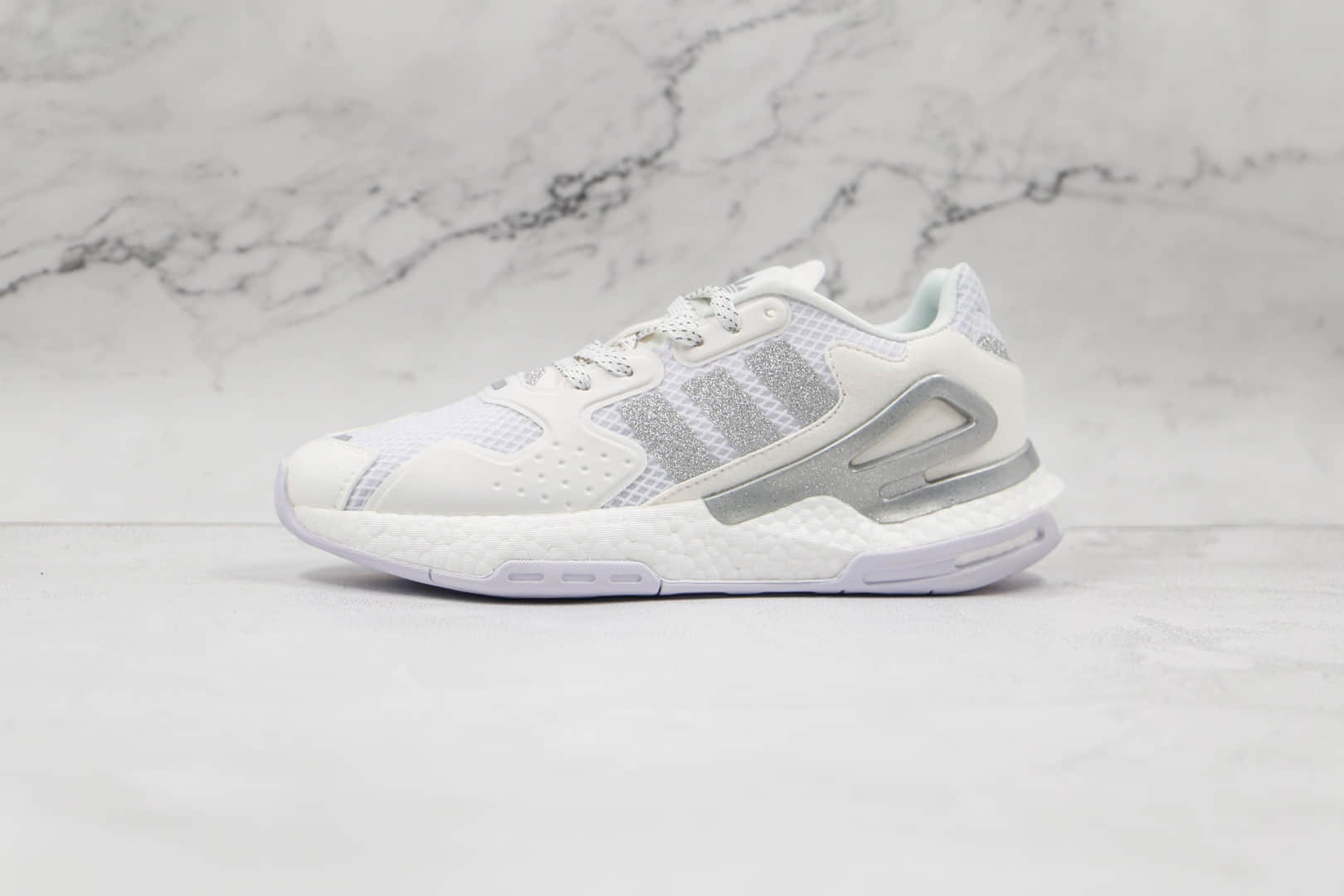 阿迪达斯Adidas Day Jogger 2021 Boost纯原版本夜行者二代白色满天星爆米花跑鞋原档案数据开发 货号:FW4046