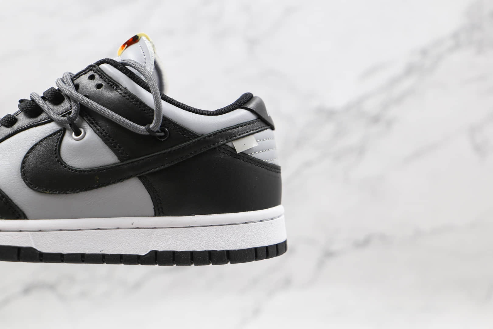 耐克Nike SB Dunk Low Black x OFF-WHITE x Futura三方联名款纯原版本OW SB DUNK黑灰色板鞋原盒原标 货号:CT0856-007