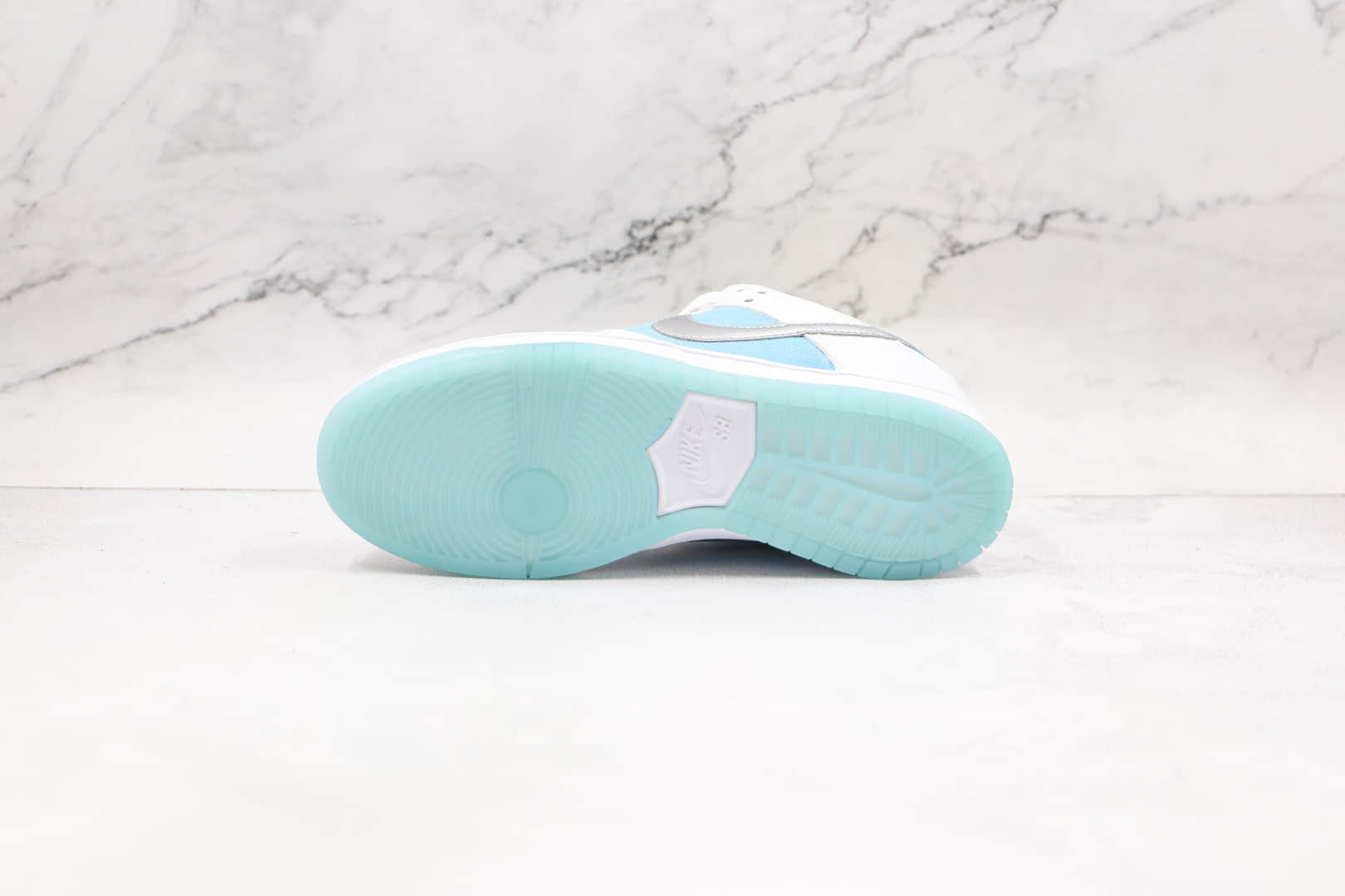 耐克Nike SB Dunk Low Pro QS x FTC联名款纯原版本低帮SB DUNK白蓝色网格板鞋内置气垫 货号:DH7687-400