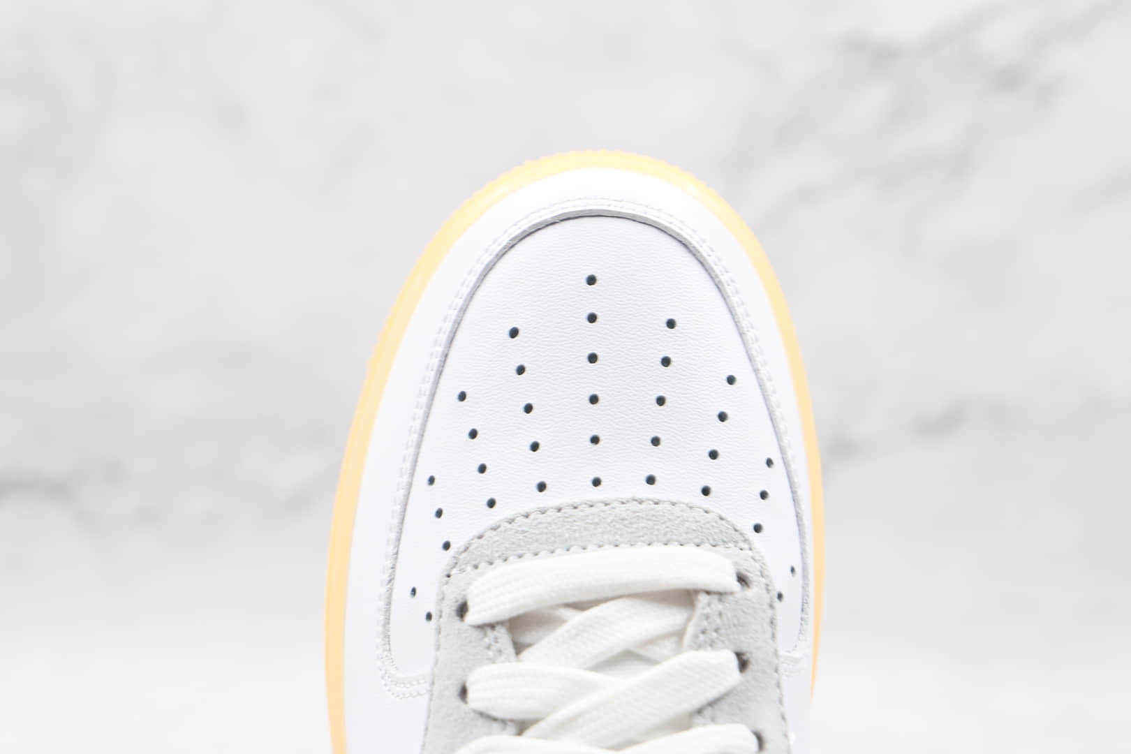 耐克Nike Flyleather x Mayumi Yamase联名款纯原版本低帮空军一号涂鸦生胶底板鞋内置气垫 货号：DB3595-100