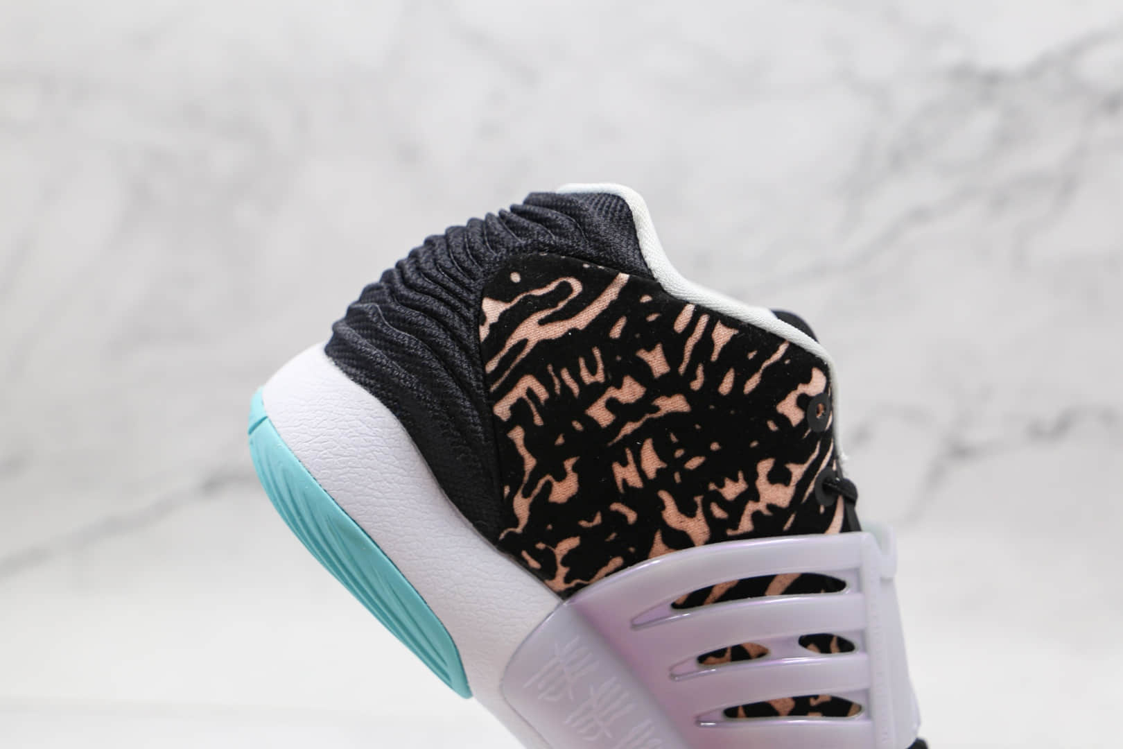 耐克Nike Zoom KD 14纯原版本杜兰特14代国内版黑白色篮球鞋内置气垫支持实战 货号:CW3935-001