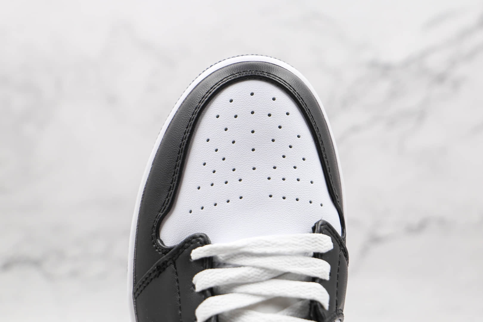 乔丹Air Jordan 1 Mid heat-reactive纯原版本中帮AJ1黑白炫彩热成像镭射炫彩尾板鞋原盒原标 货号：DM7802-100