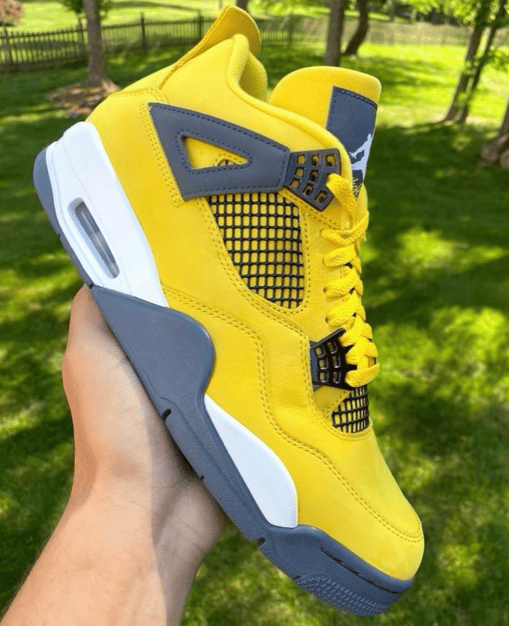 电母AJ4又有最新实物图!太帅了不愧是天价球鞋! 货号:CT8527-700