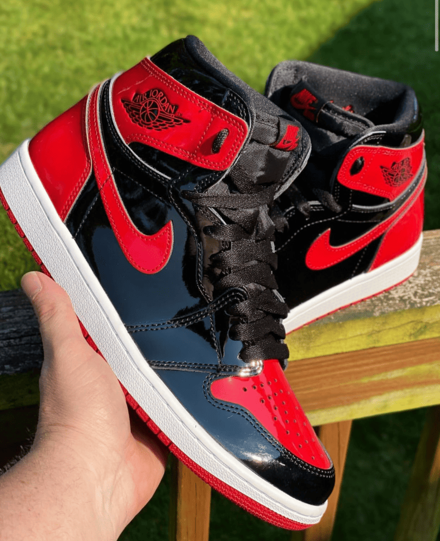 全新黑红漆皮AJ1“Bred Patent”实物曝光！酷炫十足！ 货号：555088-063
