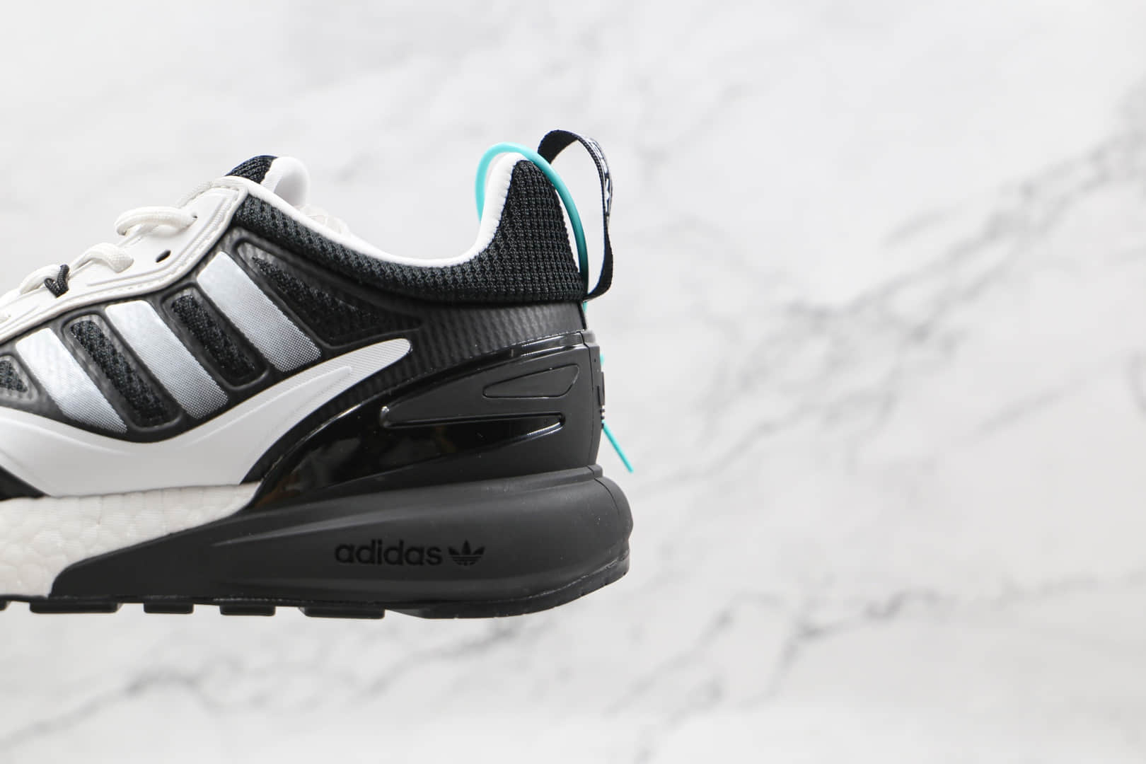 阿迪达斯Adidas Originals ZX 2K Boost 2.0纯原版本黑白色ZX 2K二代爆米花跑鞋原楦头纸板打造 货号:GZ9081