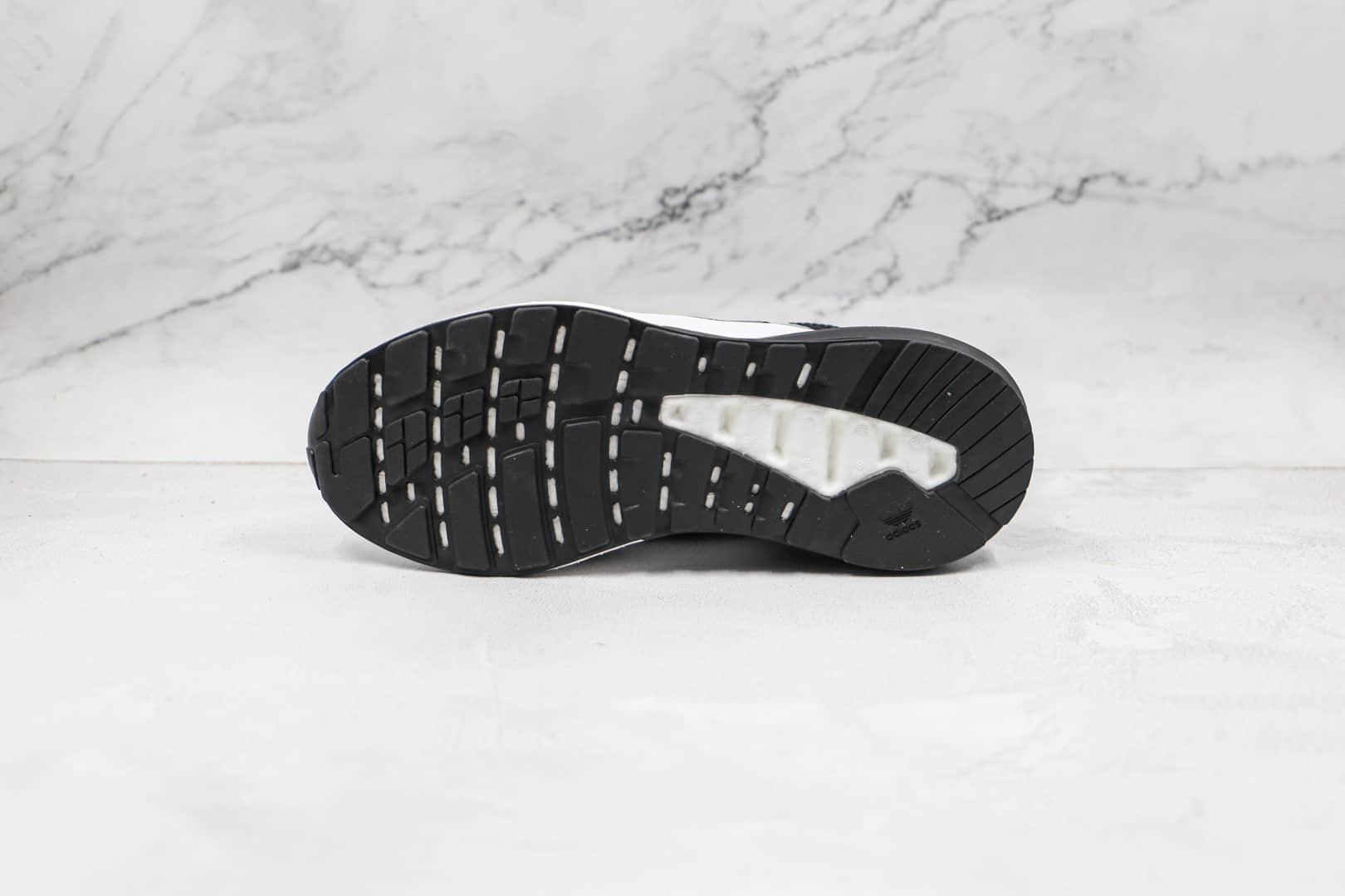 阿迪达斯Adidas Originals ZX 2K Boost 2.0纯原版本黑白色ZX 2K二代爆米花跑鞋原楦头纸板打造 货号:GZ9081