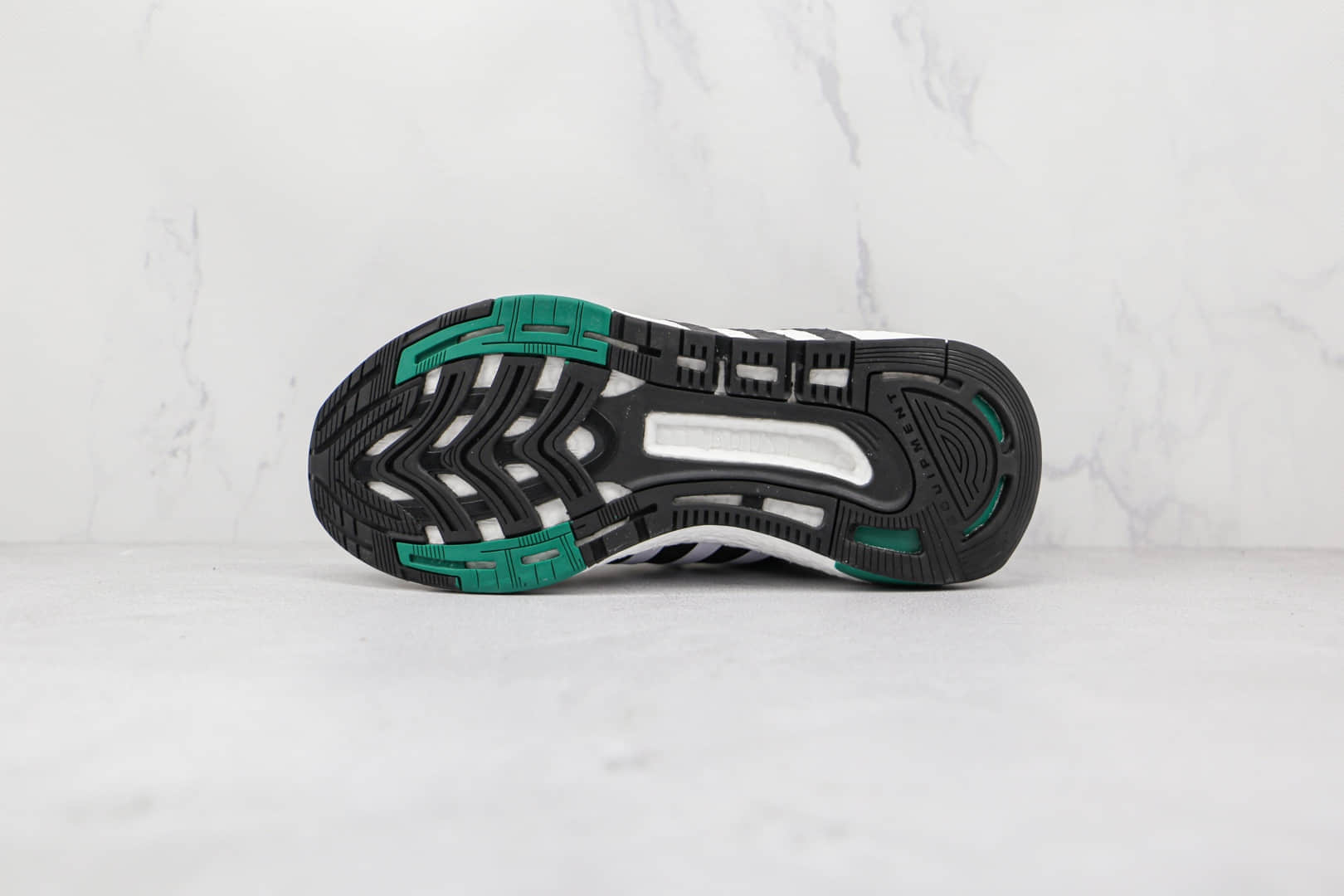 阿迪达斯Adidas EQUIPMENT+纯原版本黑白绿色EQT爆米花跑鞋原档案数据开发 货号：H02759