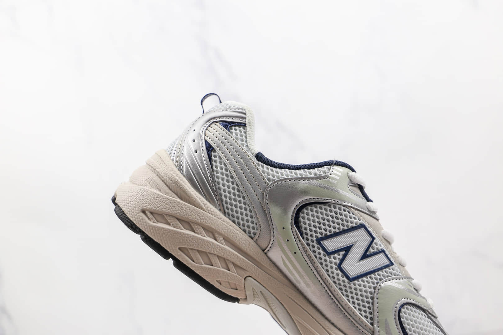 新百伦New Balance 530纯原版本白银色NB530复古慢跑鞋原楦头纸板打造 货号:MR530KA