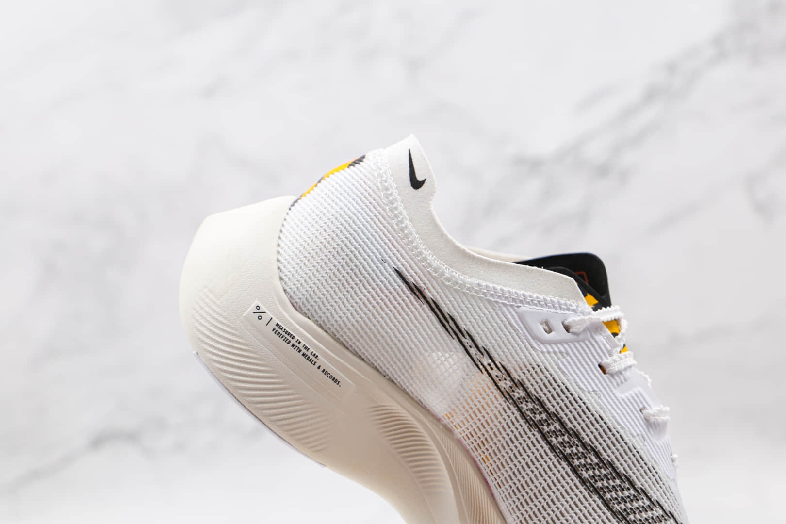 耐克Nike ZoomX Vaporfly Next% 2纯原版本白橙黑色斑马纹蝉翼慢跑鞋原盒原标 货号：DM7601-100