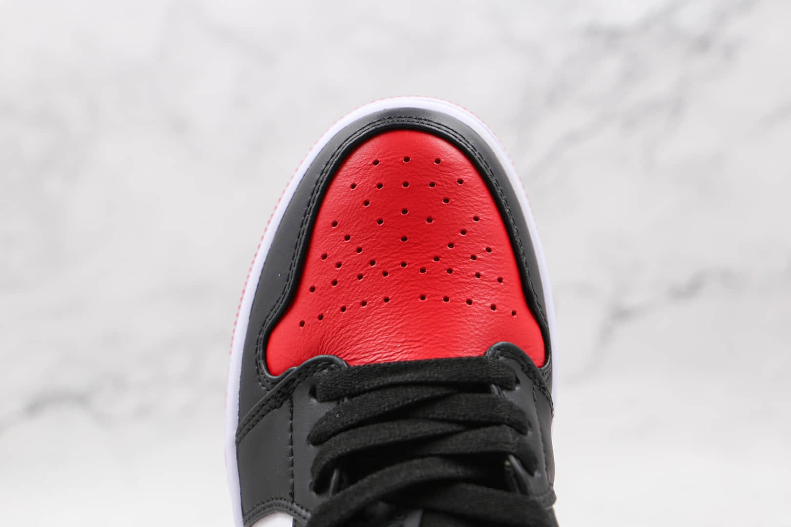 乔丹Air Jordan 1 Low纯原版本低帮AJ1红黑脚趾板鞋原楦头纸板打造 货号:553558-612