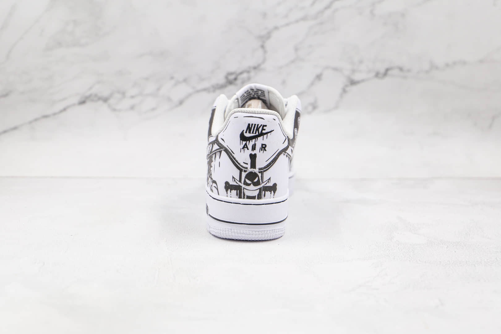 耐克Nike Air Force 1‘07纯原版本低帮空军一号黑白色海贼王涂鸦漫画板鞋内置气垫 货号:CW2288-301