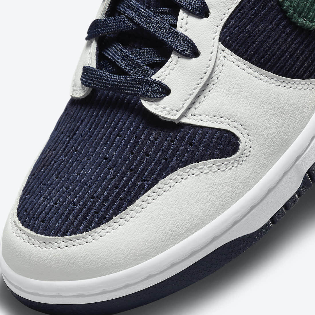 规格不低!全新Nike Dunk High首度曝光! 货号:DH0953-400