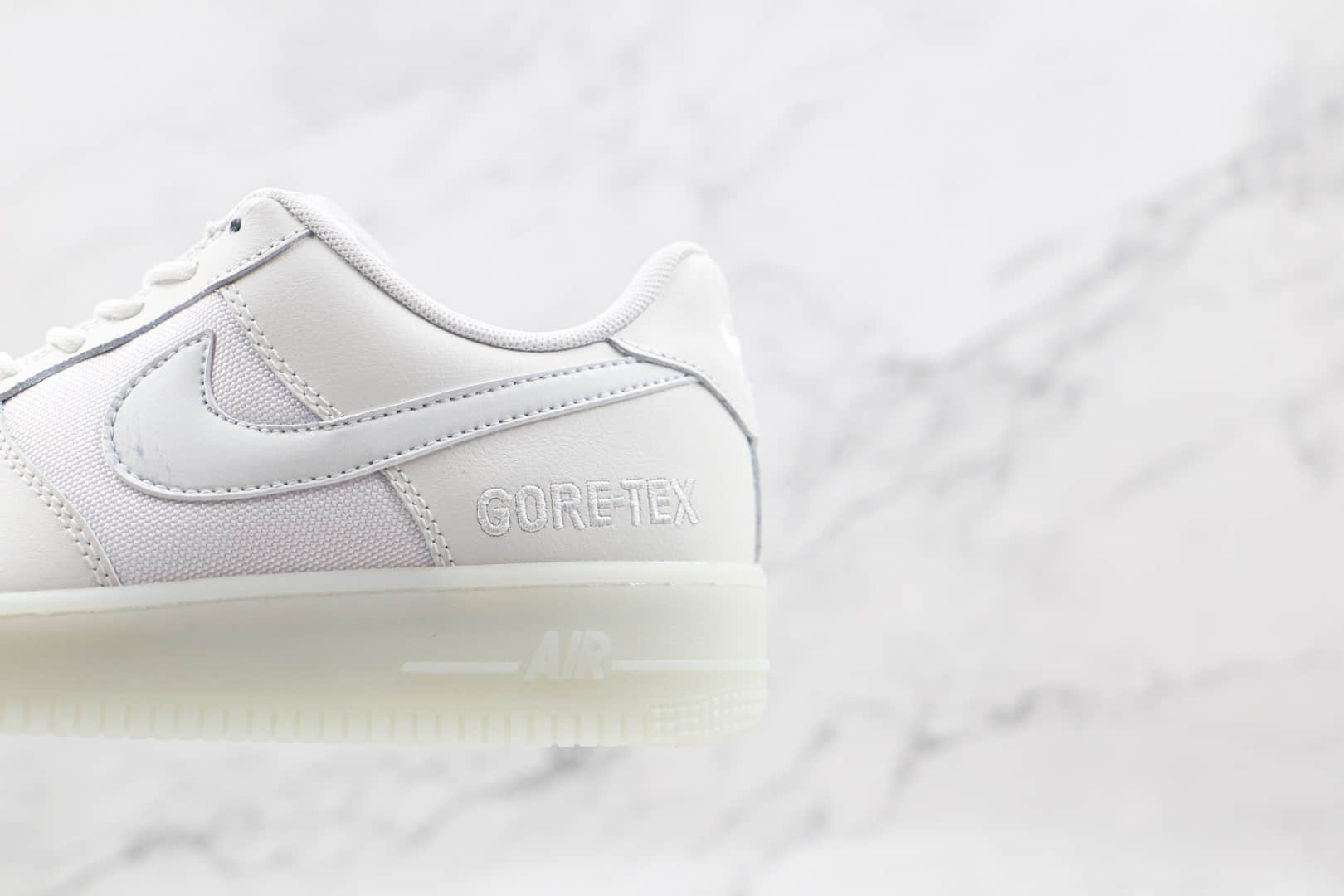 耐克Nike Air Force 1 GORE-TEX纯原版本低帮空军一号机能纯白板鞋内置气垫 货号:DJ7968-100