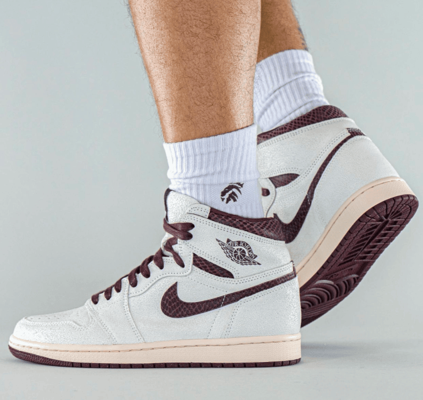 AMM x AJ1上脚图曝光!质感颜值兼并! 货号:DO7097-100