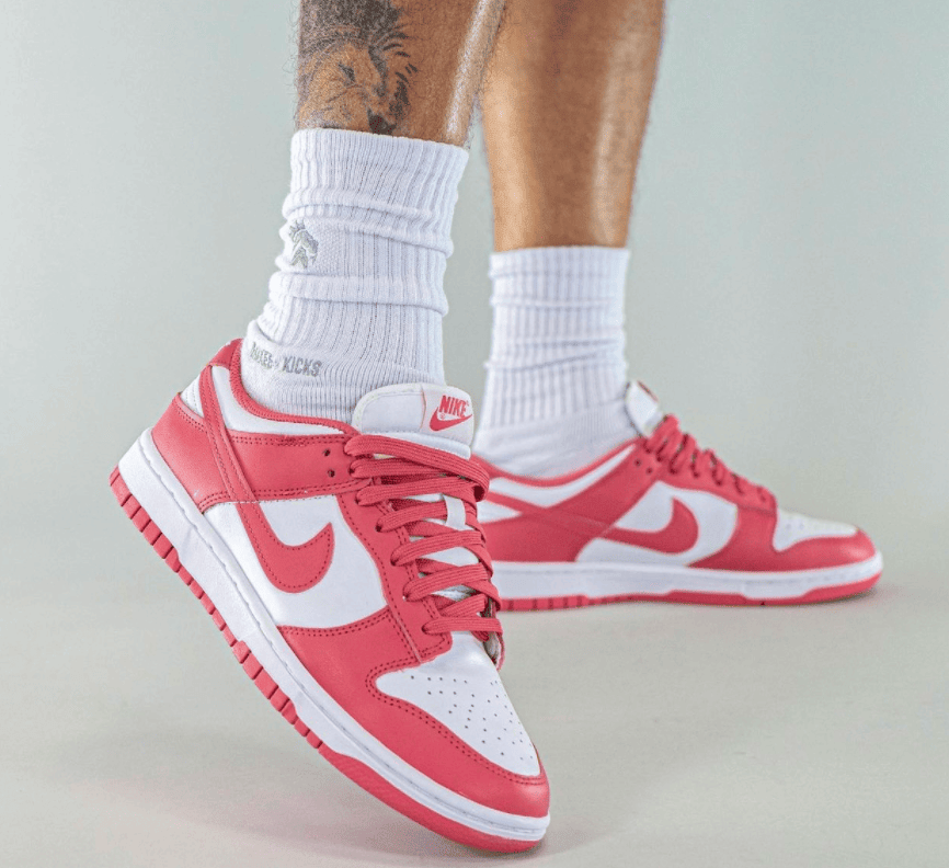 少女白粉装扮！耐克低帮Dunk新配色上脚图曝光！ 货号：DD1503-111