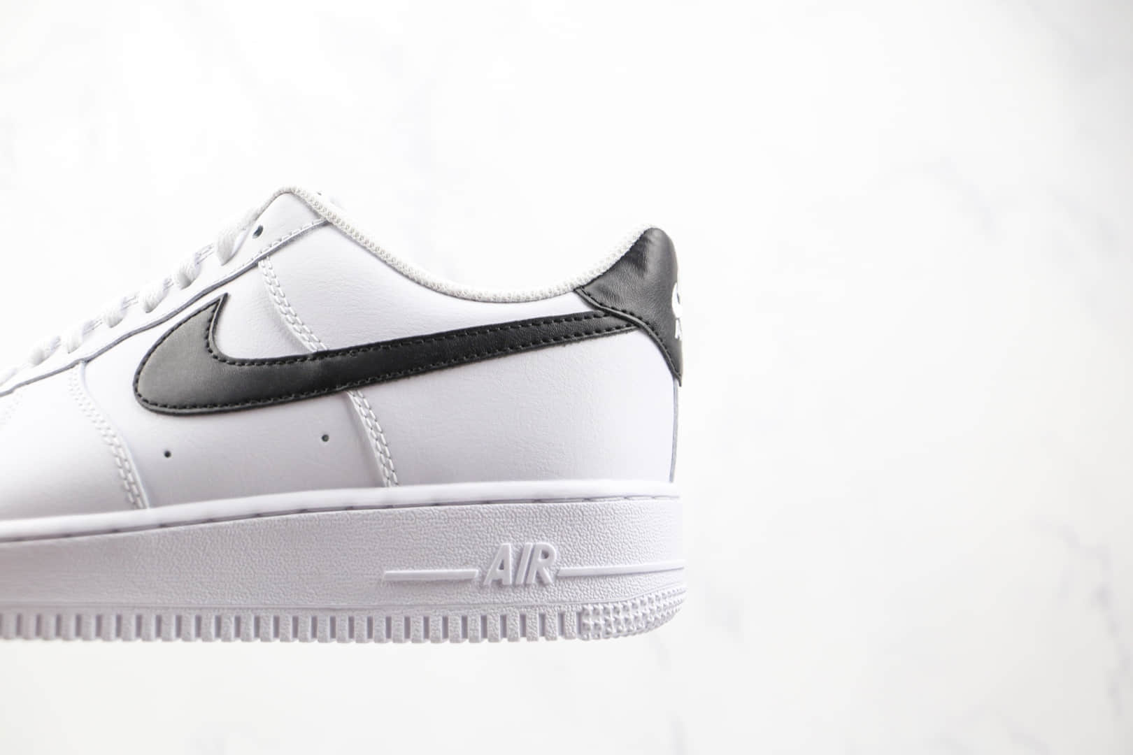 耐克Nike Air Force 1 Low纯原版本低帮空军一号白黑色板鞋内置Sole气垫 货号:CT2302-100