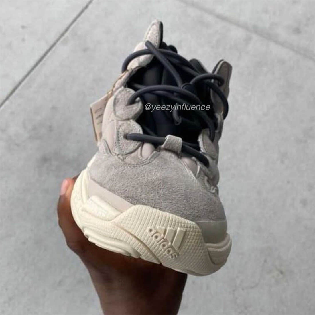 高帮Yeezy 500新配色首度曝光！10月4日发售！