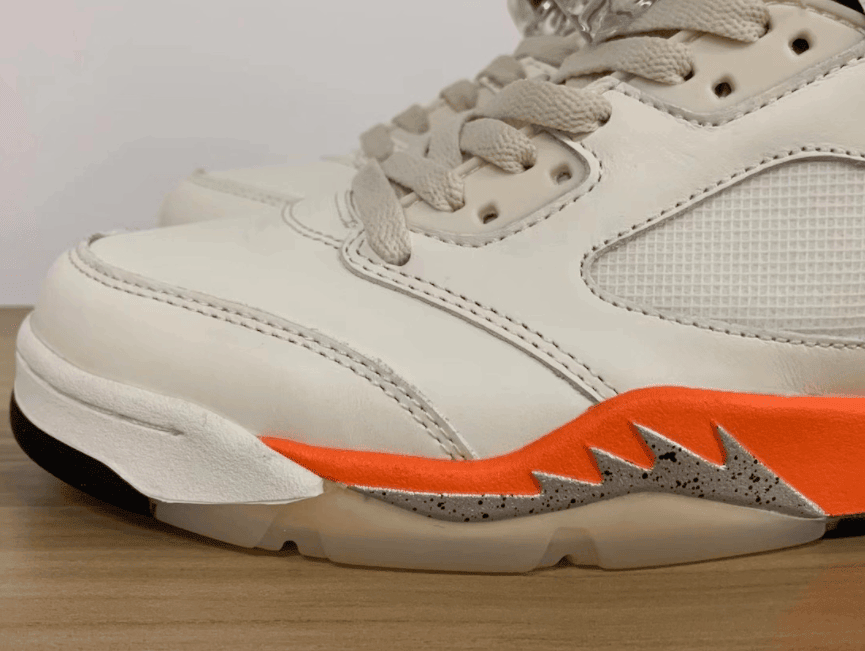 扣碎篮板AJ5释出最新实物！发售跳票！10月2日登场！ 货号：DC1060-100