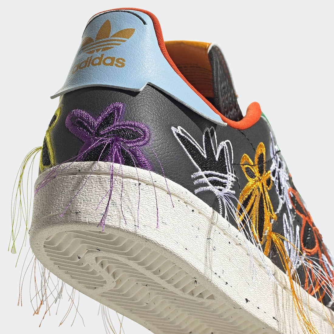 潮人必备!Sean Wotherspoon x adidas新联名即将登场! 货号:GX3823