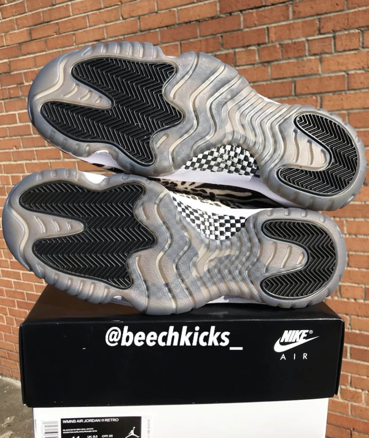 造型狂野！质感出色！全新AJ11“兽纹”美照释出！ 货号：AR0715-010