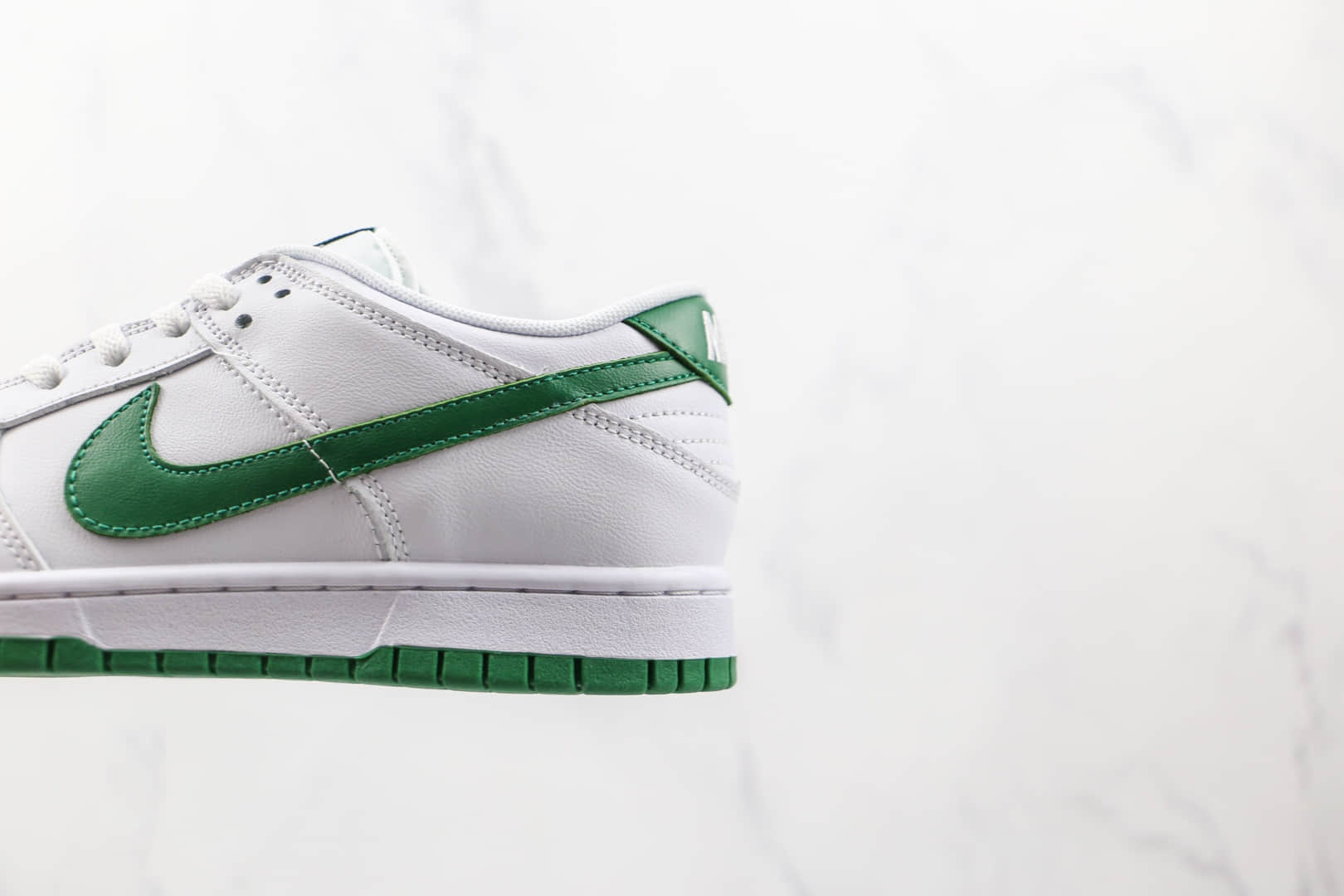 耐克Nike SB Dunk Low纯原版本低帮SB DUNK白绿色板鞋内置气垫原盒原标 货号:DD1503-112