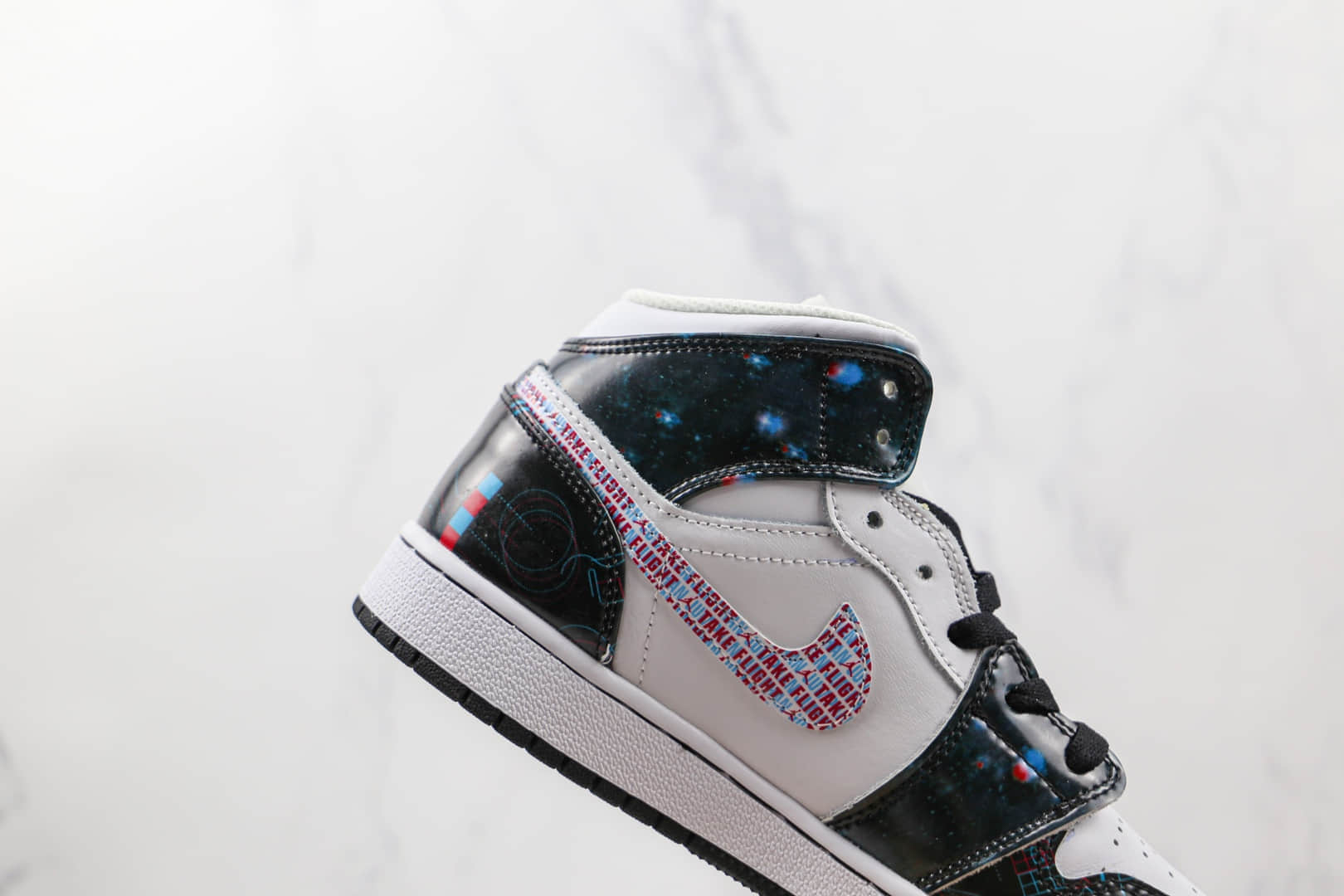 乔丹Air Jordan 1 MID纯原版本中帮AJ1裸眼星空3D印花篮球鞋原档案数据开发 货号：BQ6931-114