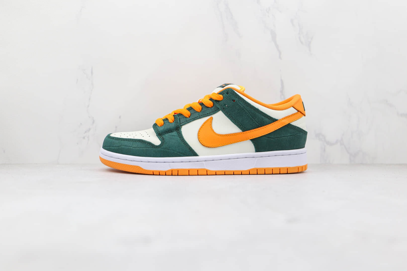 耐克Nike SB Dunk Low Pro纯原版本低帮SB DUNK白绿黄色鳄鱼纹板鞋内置气垫 货号:304292-383