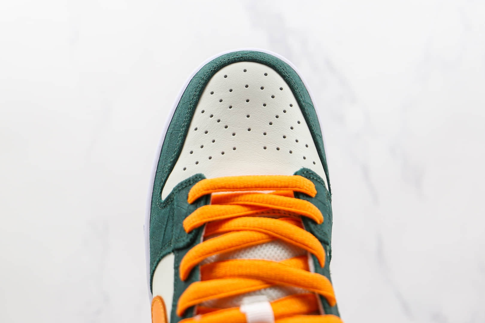 耐克Nike SB Dunk Low Pro纯原版本低帮SB DUNK白绿黄色鳄鱼纹板鞋内置气垫 货号:304292-383