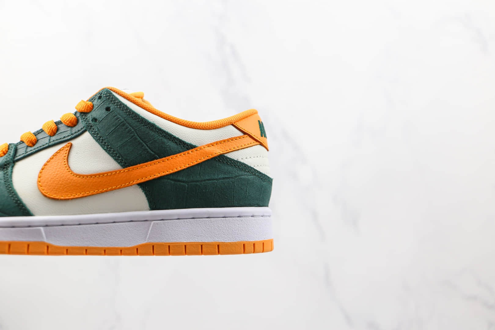 耐克Nike SB Dunk Low Pro纯原版本低帮SB DUNK白绿黄色鳄鱼纹板鞋内置气垫 货号:304292-383