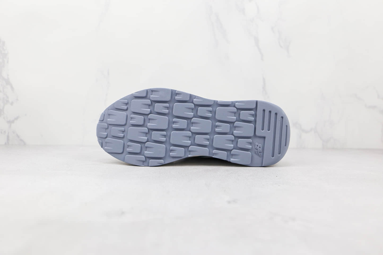 新百伦New Balance 5740纯原版本白蓝彩虹彩色拼接复古老爹鞋原楦头纸板打造 货号:W5740PL1