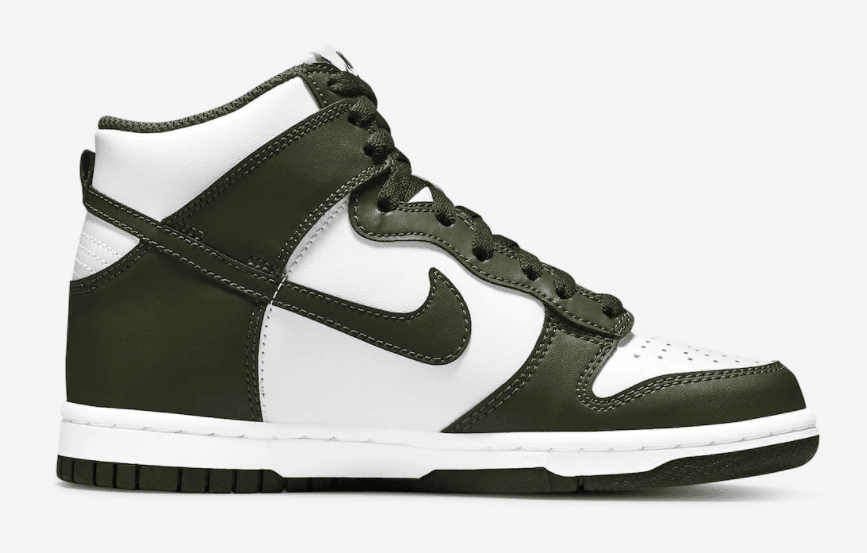 两双全新Dunk Hi官图释出!你pick哪一双?