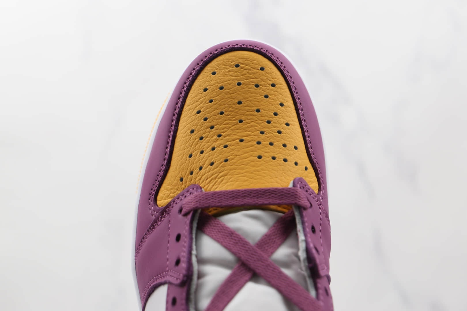 乔丹Air Jordan 1 High OG Brotherhood纯原版本高帮AJ1湖人红黄色篮球鞋原楦头纸板打造 货号：555088-706